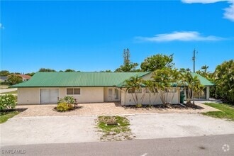 Building Photo - 700 95th Ave N