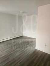 Building Photo - 626 Chestnut St