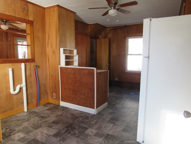 Building Photo - 117 Congress St