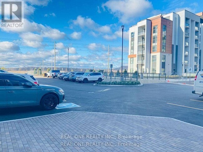 Photo du bâtiment - 480 Gordon Krantz Ave