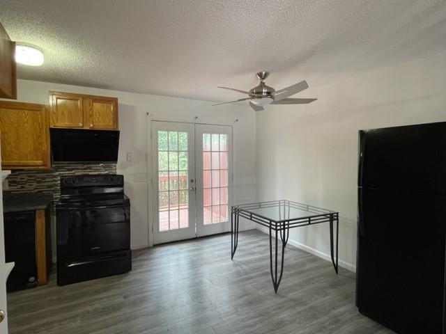 Foto del edificio - 3882 Parklane Dr