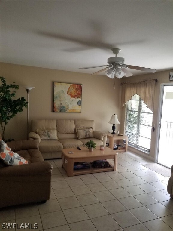 Foto del edificio - 7400 College Pkwy