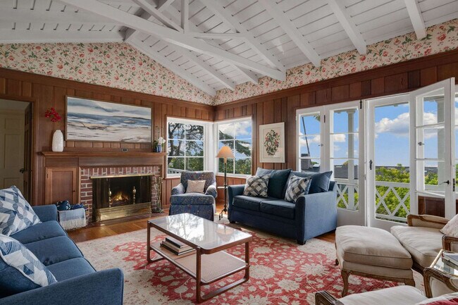 Foto del edificio - 1850 Castellana Rd