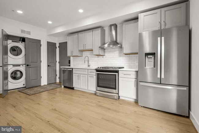 Foto del edificio - 4339 Harrison St NW