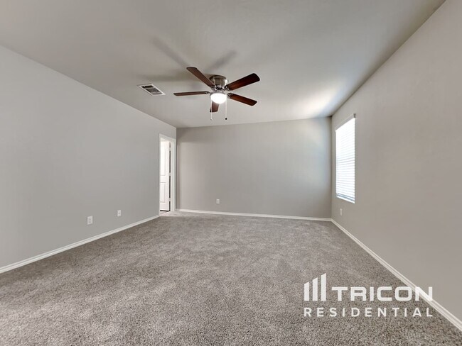 Building Photo - 9713 Marbach Brk