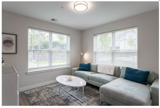 Interior Photo - Trail Run Apartments