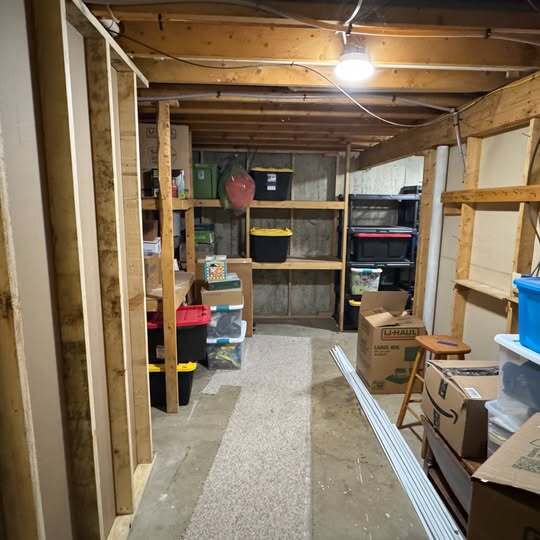 Building Photo - 33 Winterlane Cir