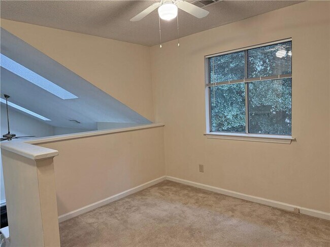 Foto del edificio - 2665 Windy Hill Pl