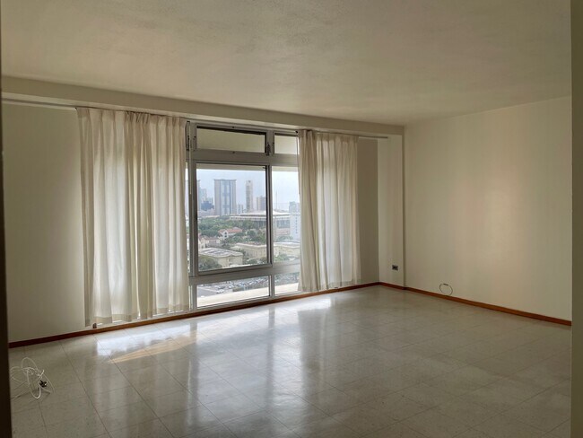 Foto del edificio - 1515 Nuuanu Ave