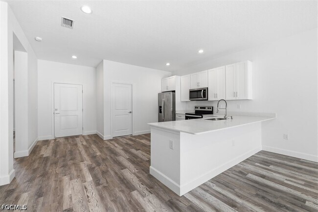 Foto del edificio - 10087 Amicola St