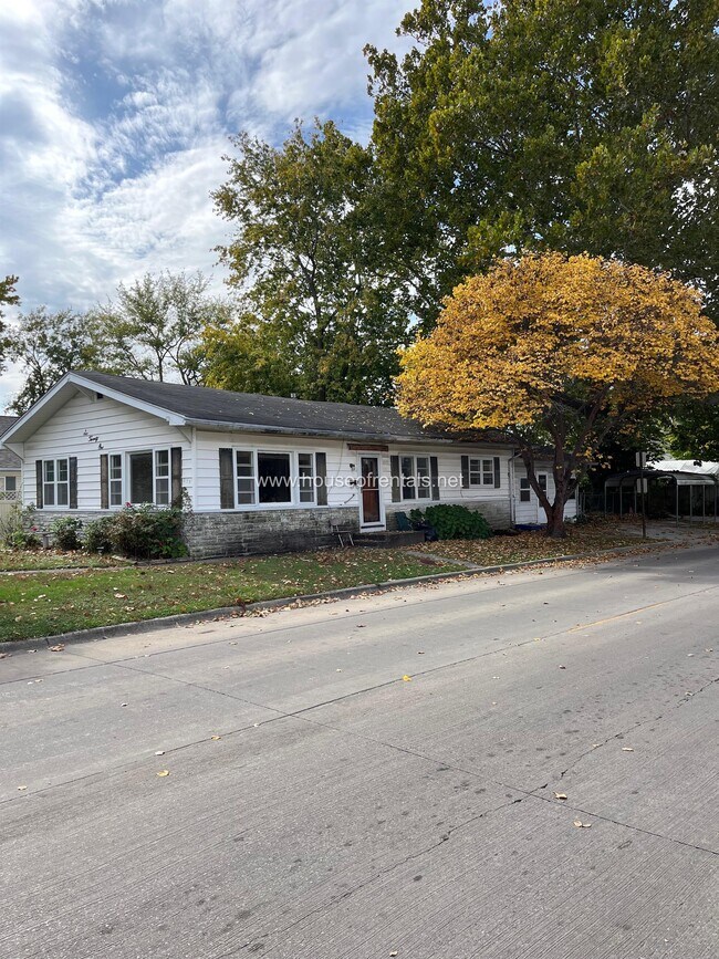 Foto del edificio - 621 N 10th St