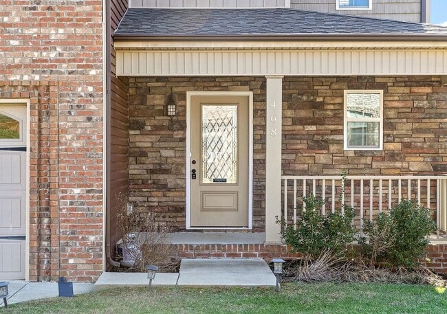 Building Photo - 468 Mirren Cir
