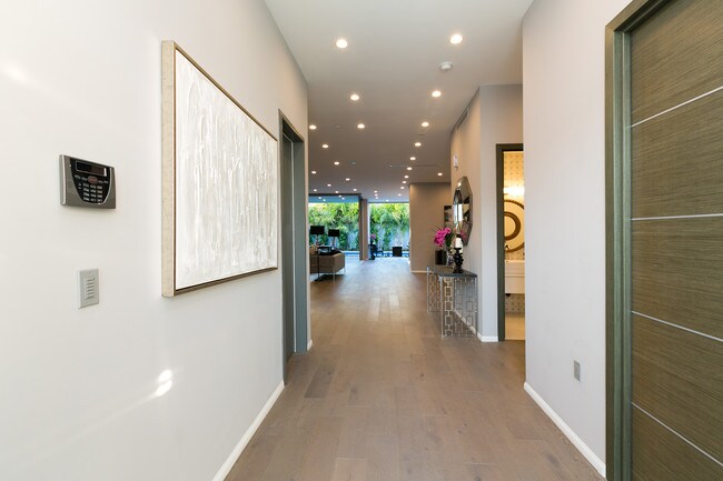 Building Photo - 8377 W 4th St