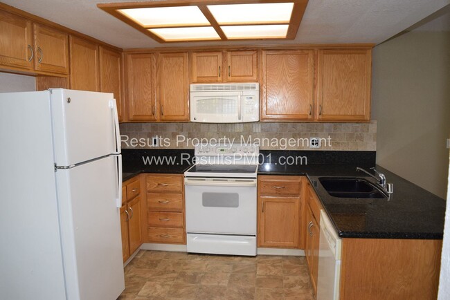 Building Photo - 3 br, 2 bath House - 3943 Alpha Ct