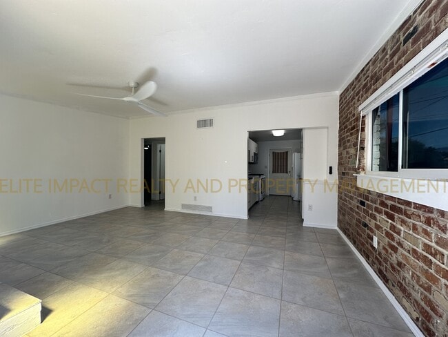 Foto del edificio - 1643 N Sonoita Ave