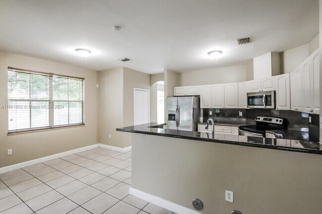 Foto del edificio - 14941 SW 17th Ln