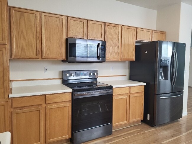 Foto del edificio - 2396 Sapphire Ridge Way