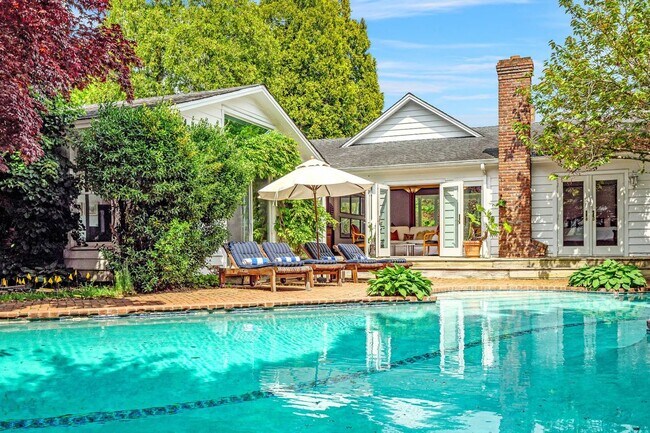 Foto del edificio - 81 Lee Ave