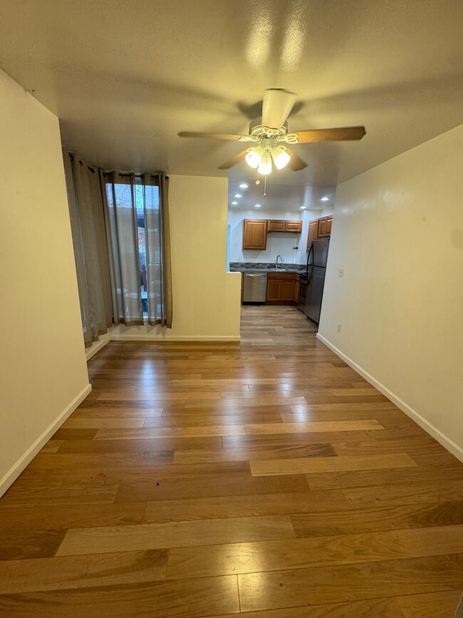 Building Photo - 1321 Virginia Ave