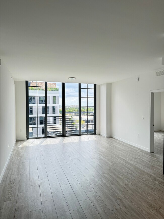 Foto del edificio - 445 NW 26th St