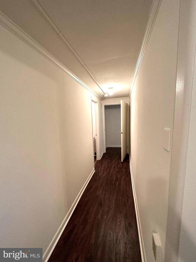 Foto del edificio - 14703 Eyler Ave