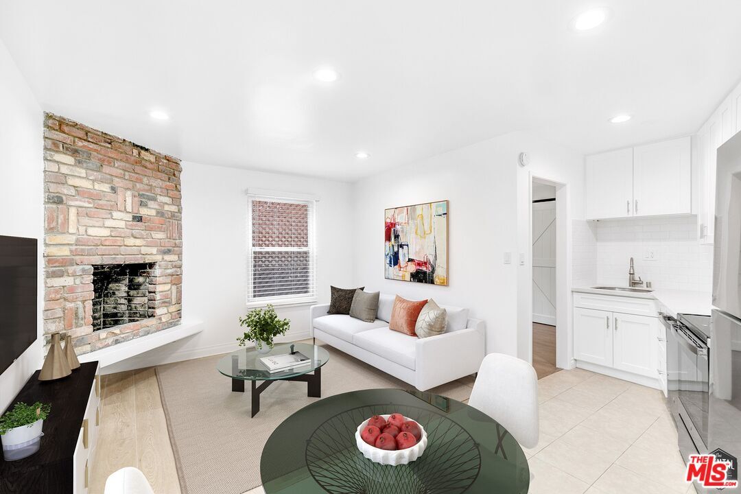 Foto principal - 2029 Cloverfield Blvd