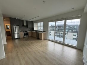 Building Photo - 603 Regan Av