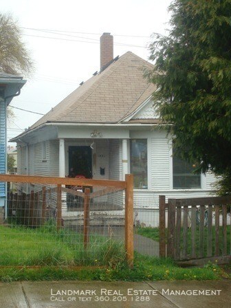 Primary Photo - 1421 N Garden St