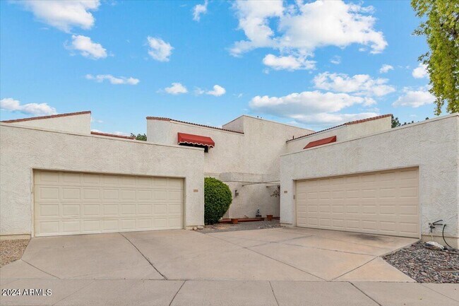 Building Photo - 13813 N 42nd St