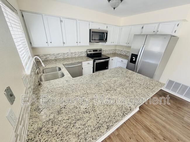 Foto del edificio - 5300 Overlook Dr NE