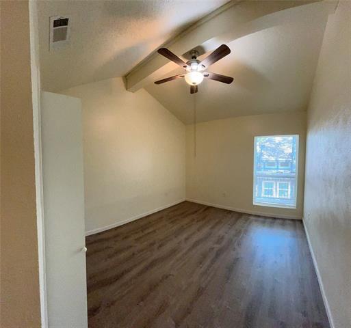 Foto del edificio - 9696 Walnut St