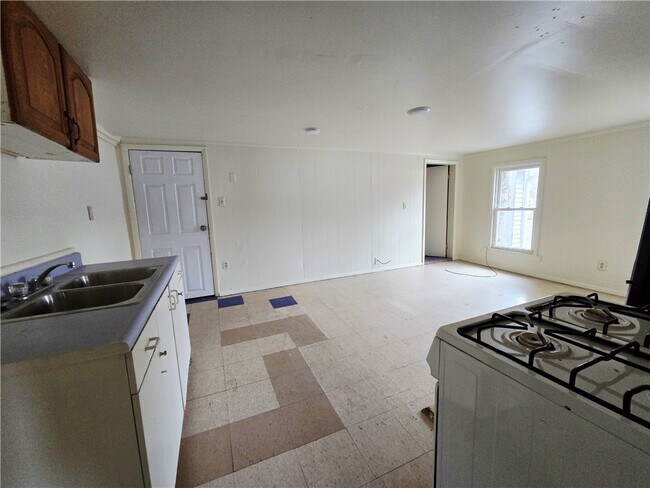 Foto del edificio - 130 E Elisha St