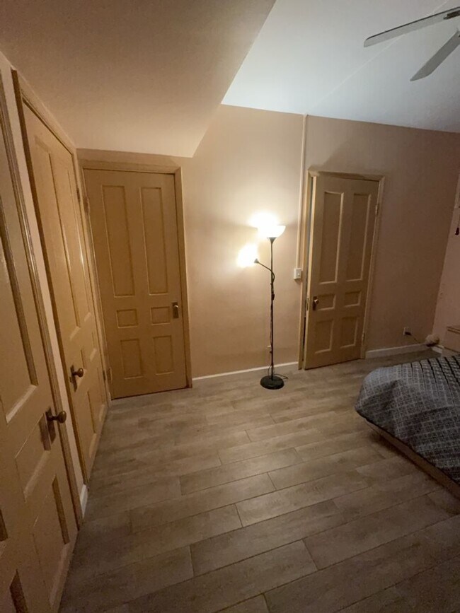 Foto del edificio - Cozy & Spacious 1BR/1BA Apartment – All-In...