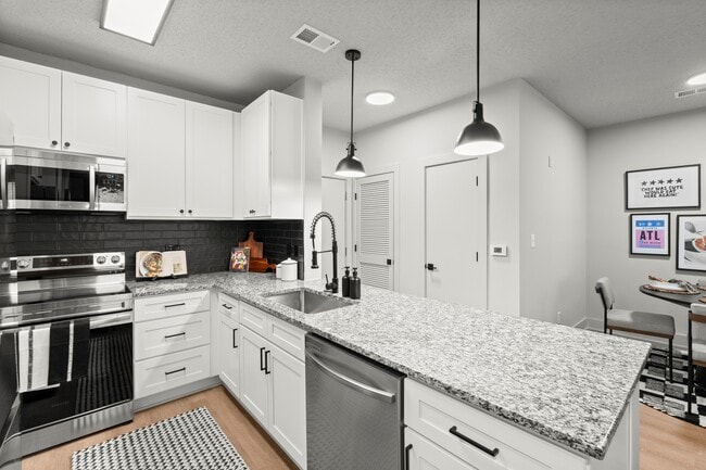 Building Photo - Cortland Old Fourth Ward