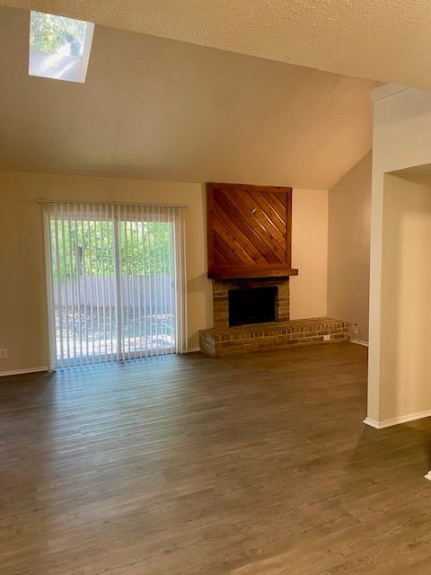 Foto del edificio - 1402 Summer Creek Dr