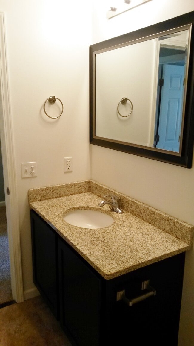 Building Photo - 2503 Myers Ct