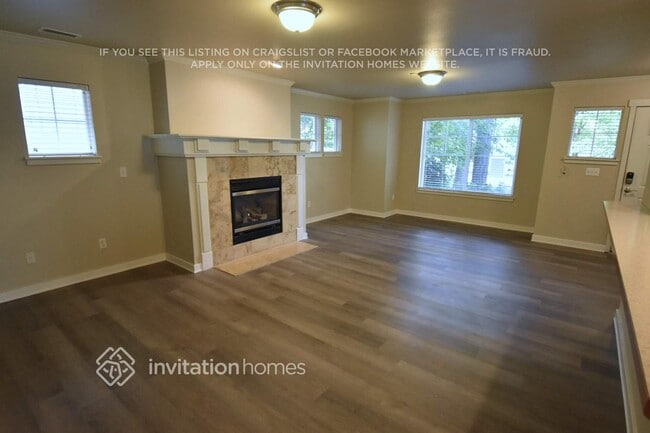 Building Photo - 2522 Mitchell Ave