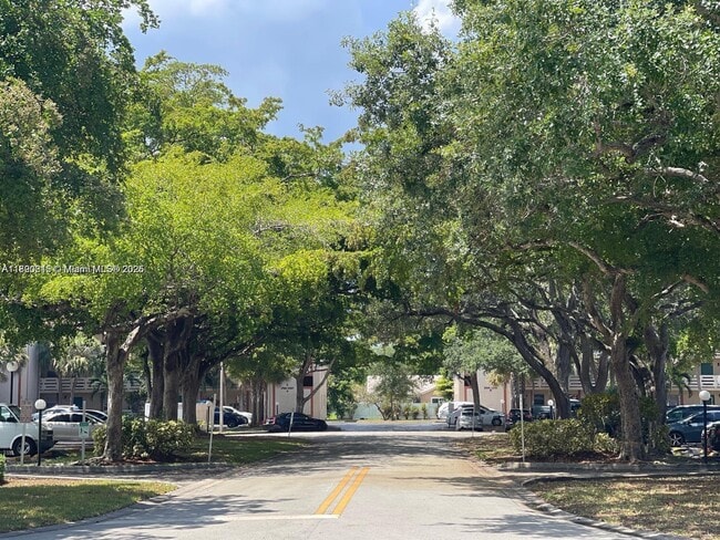 Foto del edificio - 3228 NW 102nd Terrace