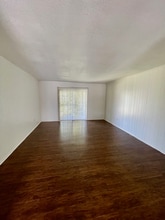 Building Photo - 8281 Shadow Wood Dr