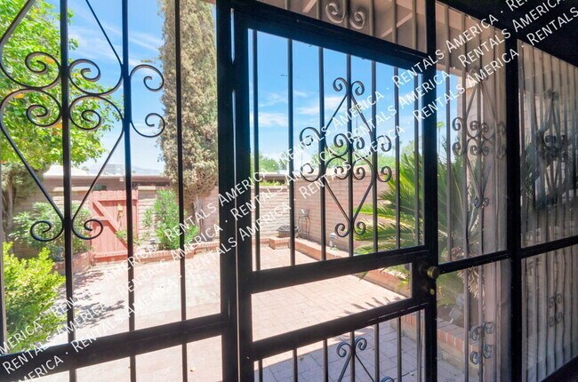 Foto del edificio - 7831 E Lester St