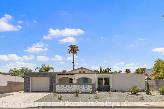 Foto del edificio - 4 br, 3 bath House - 1361 E Luna Way