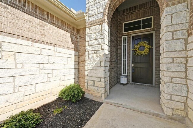 Foto del edificio - 475 Gamble Dr
