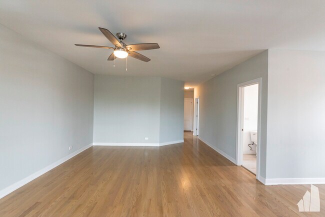 Foto del edificio - 3925 N Keeler Ave