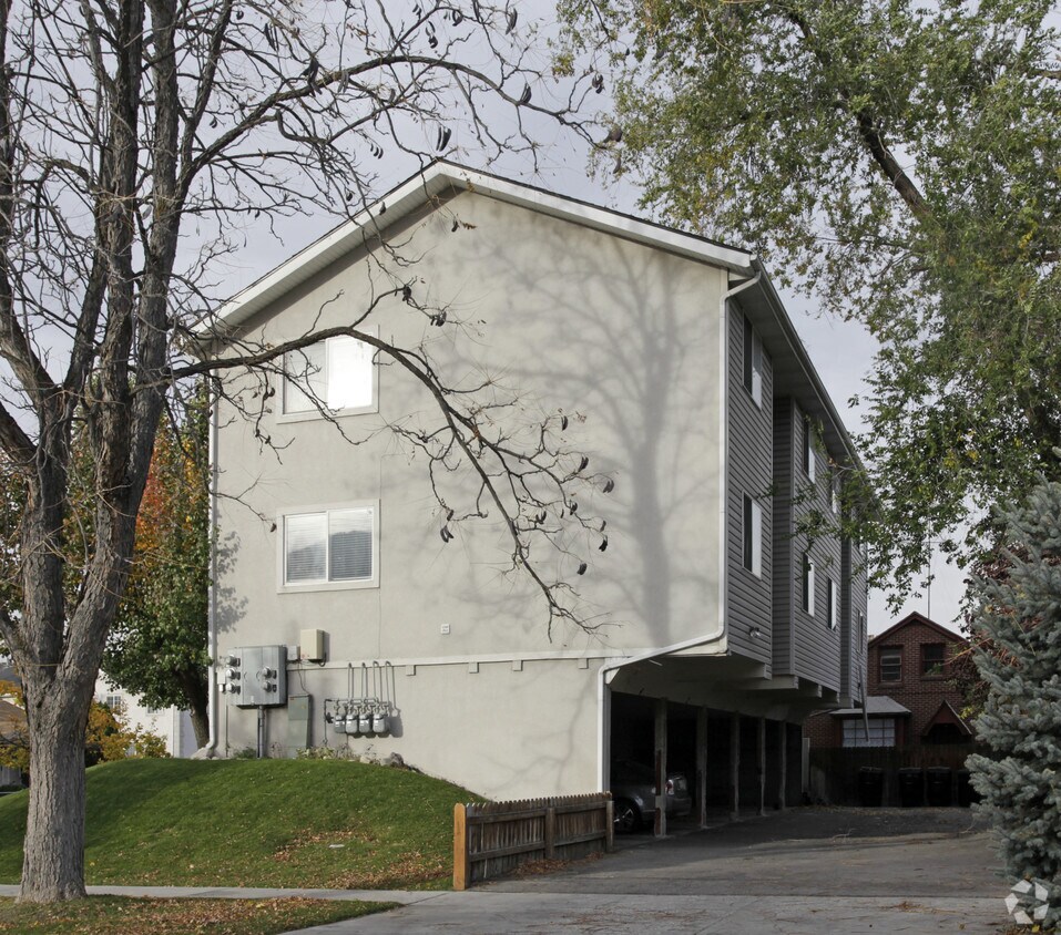 Building Photo - 414 W 400 N