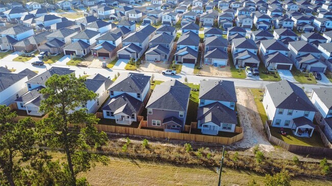 Foto del edificio - 8582 Blueberry Ash St