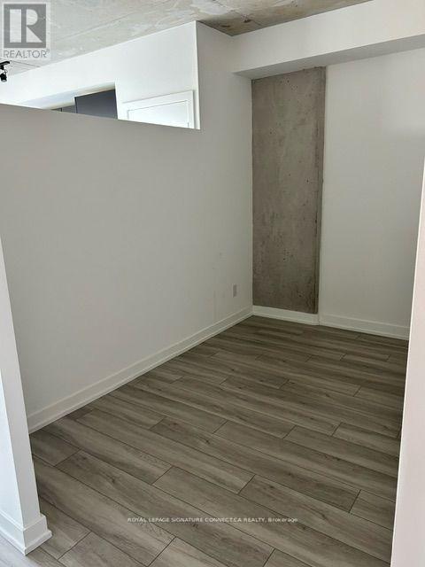 Building Photo - 458 Richmond St W