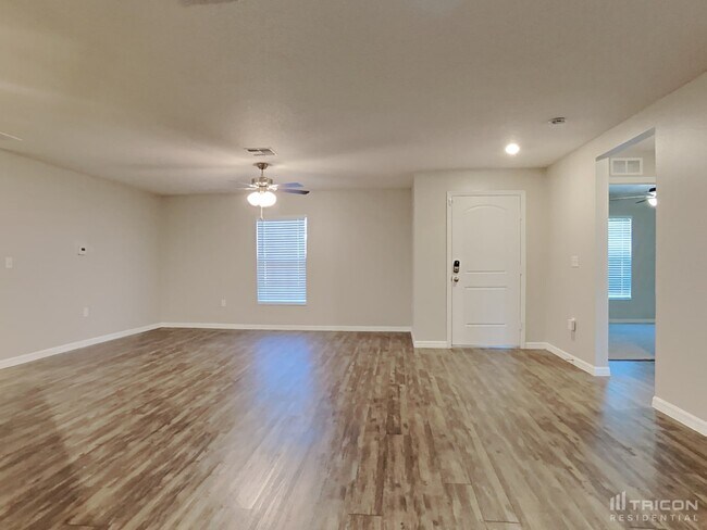 Foto del edificio - 866 N Fairbanks Dr