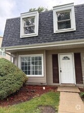 Building Photo - 31G Fernwood Dr