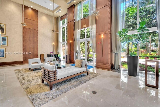 Foto del edificio - 19501 W Country Club Dr