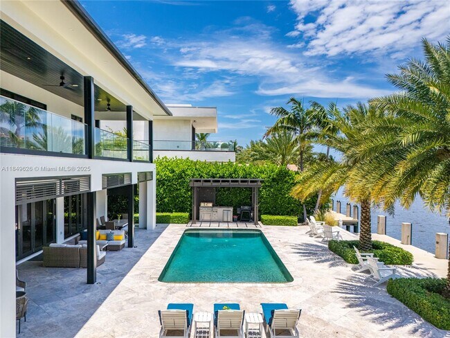 Foto del edificio - 632 Intracoastal Dr